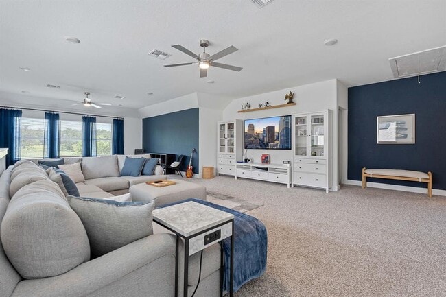 Building Photo - 16913 Adoro Dr