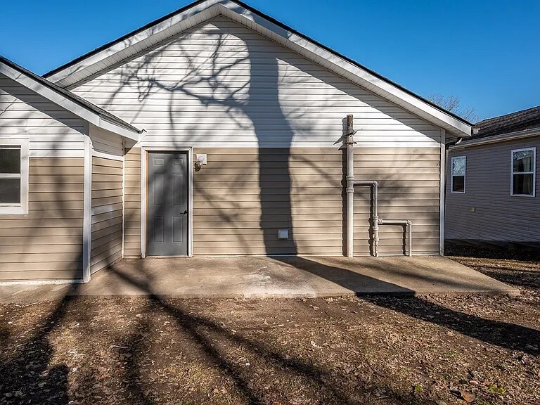 Building Photo - 1112 Hyman St