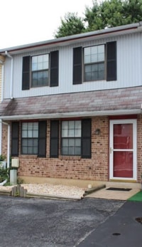 Building Photo - 4 Bavarian Ln