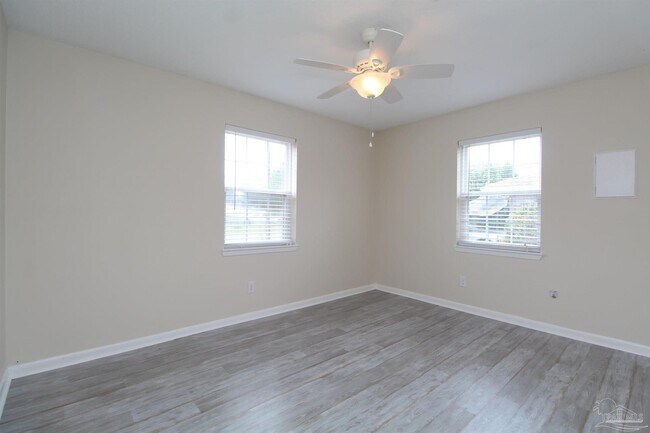 Building Photo - 3214 Clemson Rd