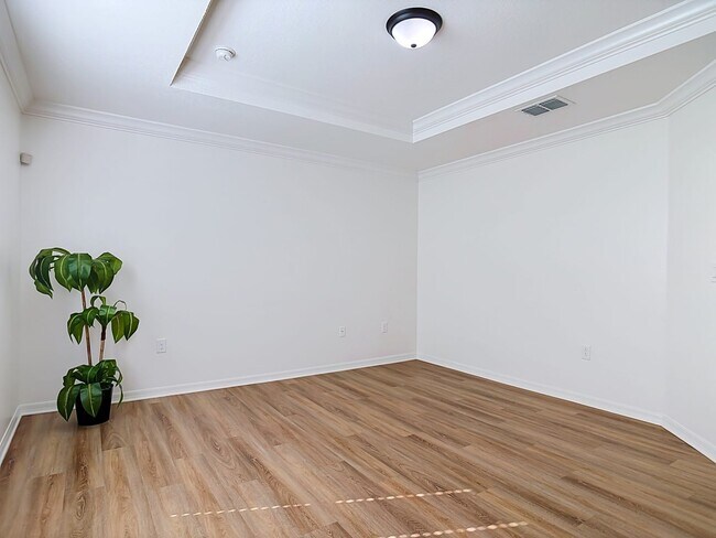 Building Photo - 221 W Fiesta Key Loop