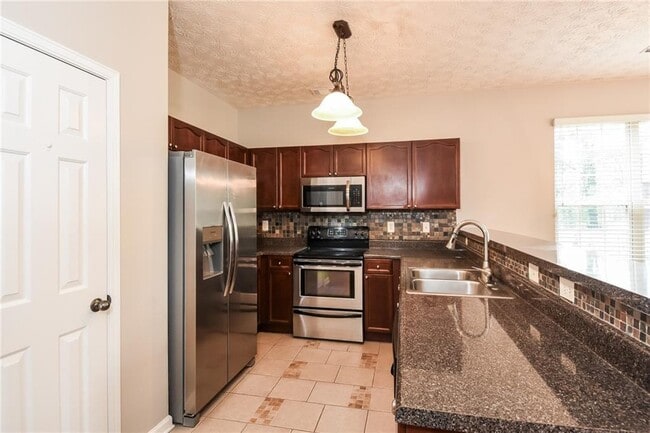 Building Photo - 4049 Hill Station Ct