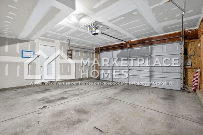 Building Photo - 5462 Rothermund Dr