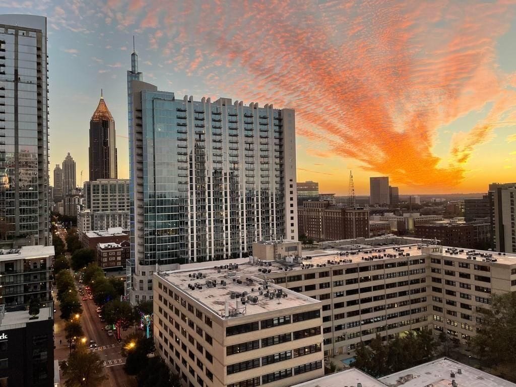 Building Photo - 923 Peachtree St NE