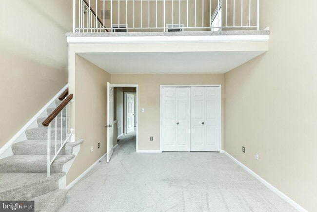 Building Photo - 12856 Mill Brook Ct
