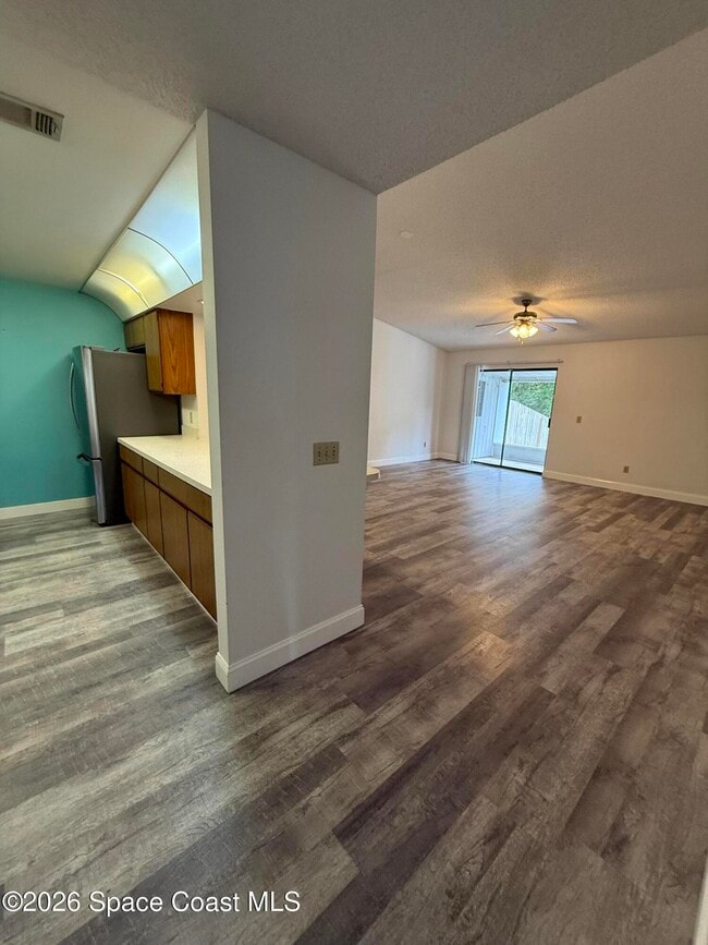 Building Photo - 5995 Sisson Rd
