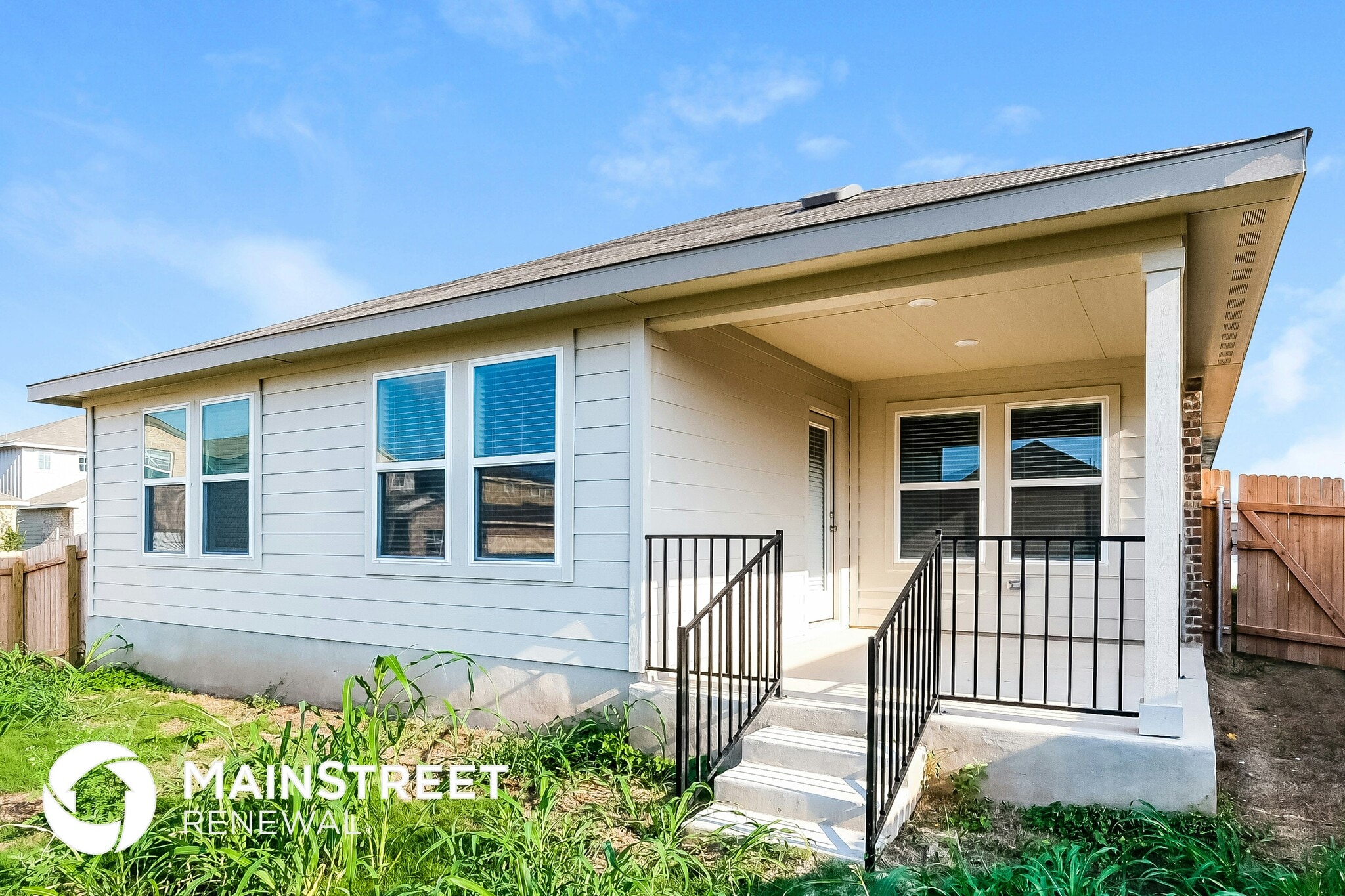 Building Photo - 1021 Round Bale Rd