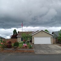Building Photo - Great House With So Much To Offer In Independence!