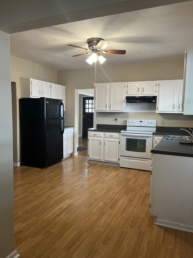 Kitchen - 18 S 21st Street