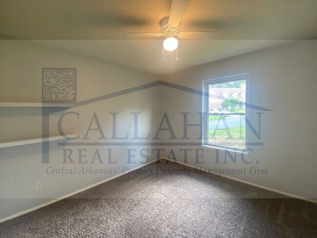 Building Photo - NLR 3 Bedroom Home