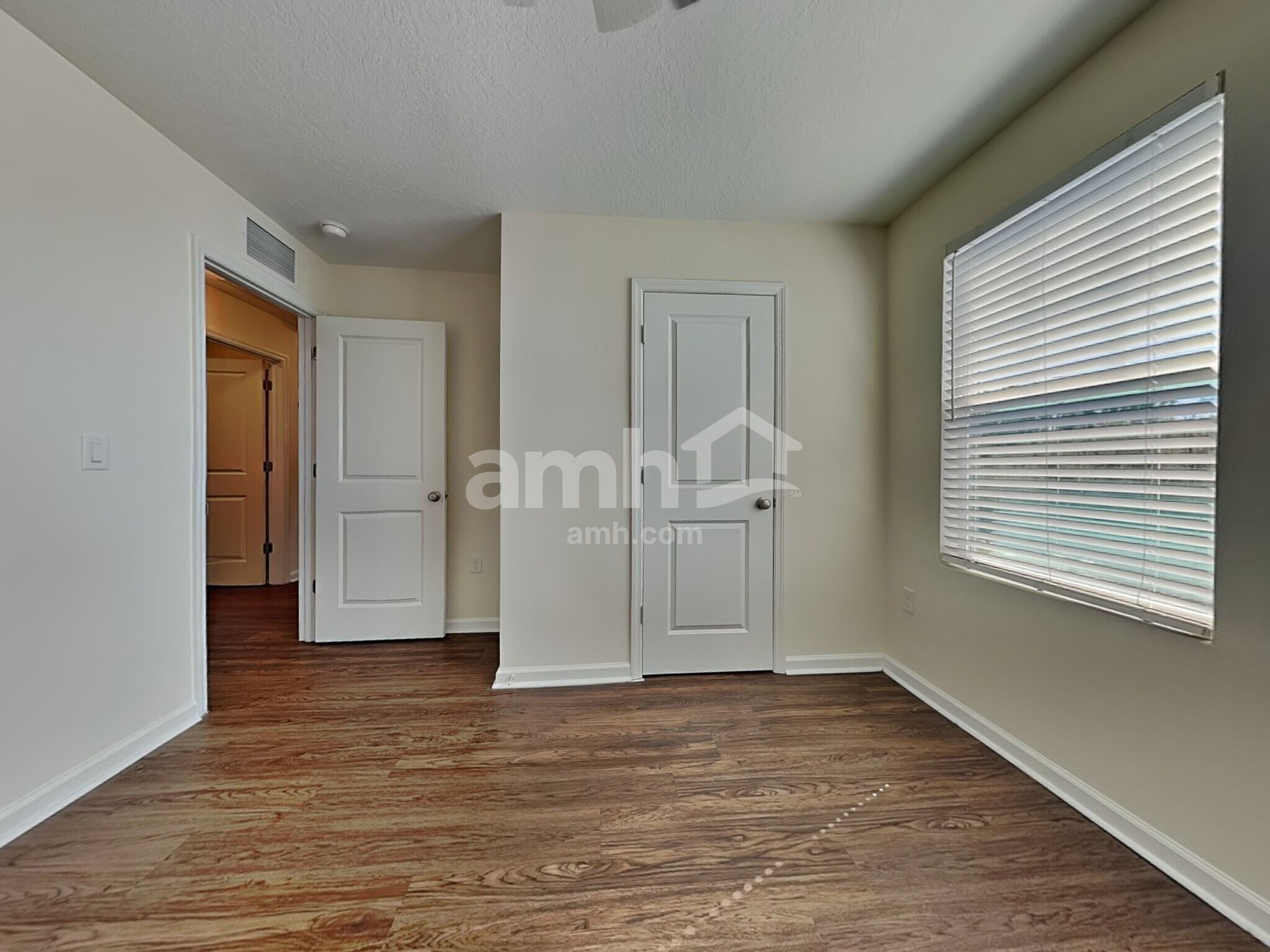 Building Photo - 8716 Layalie Way