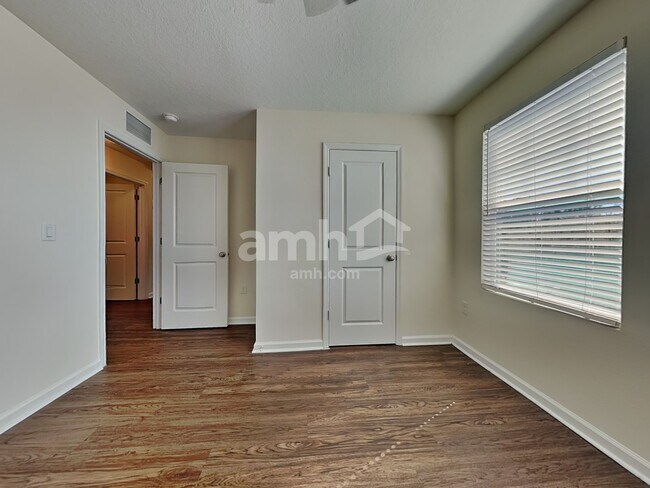 Building Photo - 8716 Layalie Way