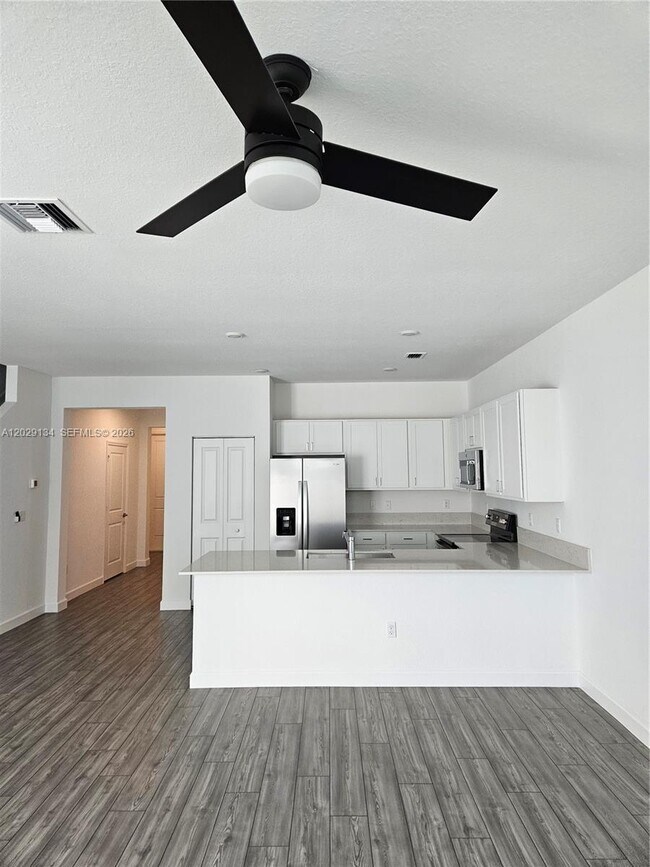 Building Photo - 4297 Hammock Grove Dr