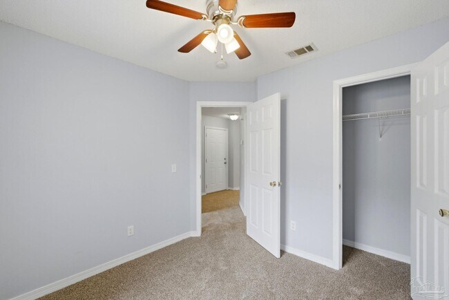 Building Photo - 1076 Antigua Cir