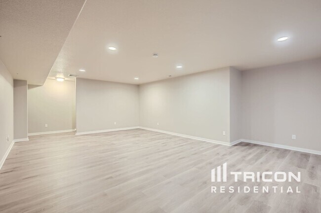 Building Photo - 2156 74th Ave Ct