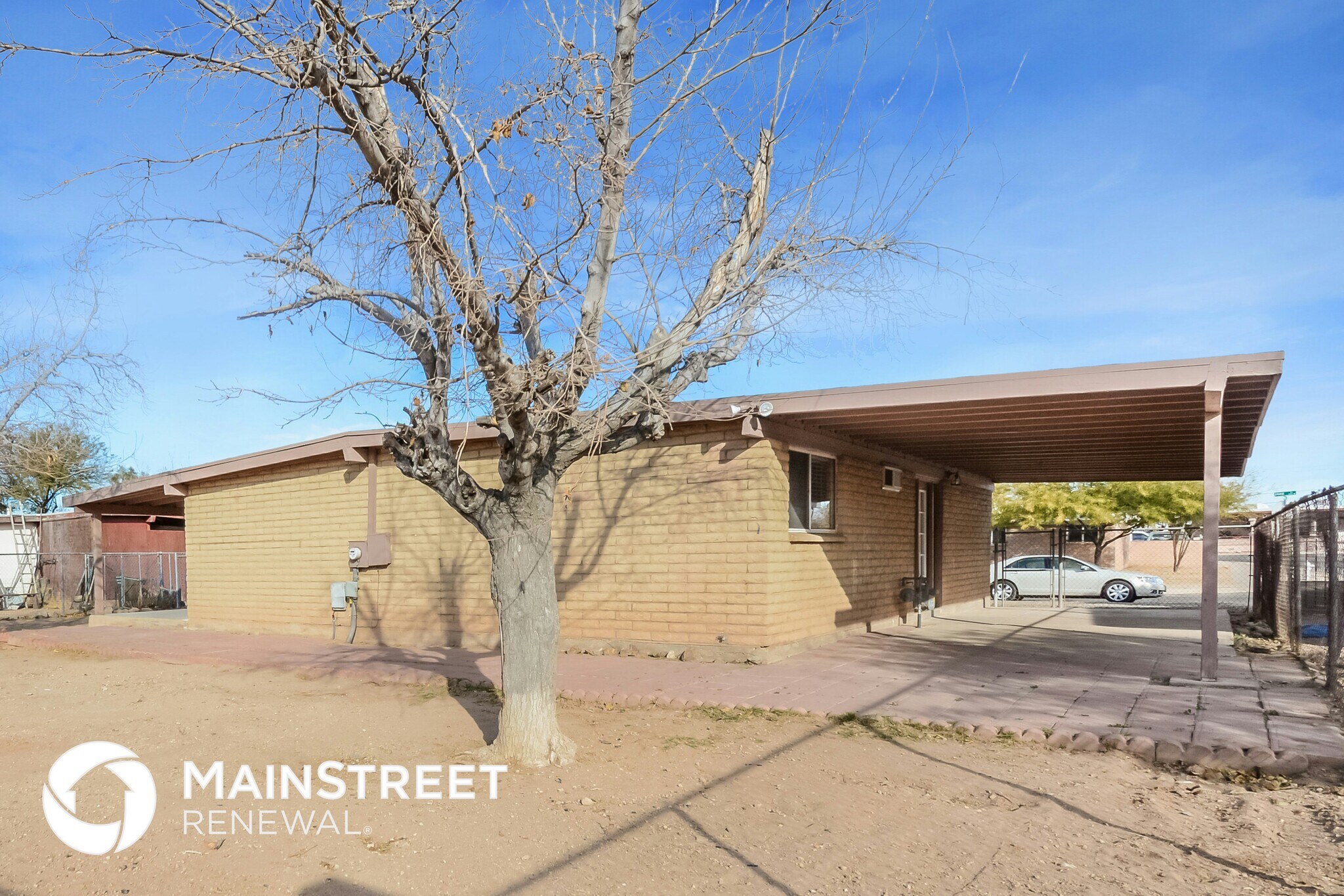 Building Photo - 333 Inez Dr