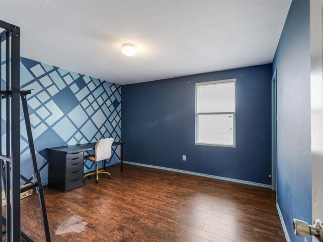 Building Photo - 13262 Cleburne Dr