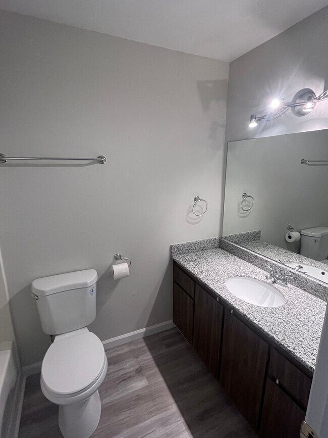 Building Photo - NICE UPDATED HOME IN CITRUS HEIGHTS!!