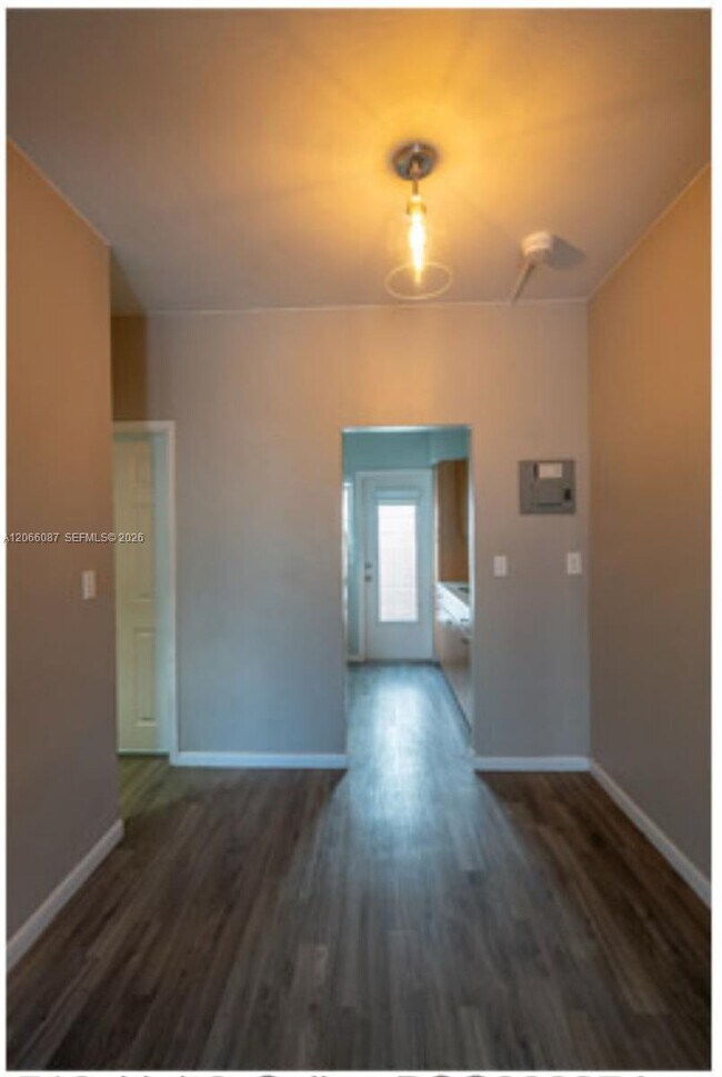 Building Photo - 710 Meridian Ave
