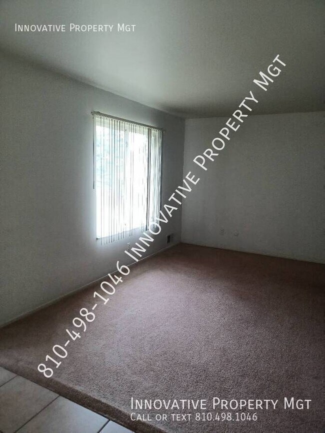 Building Photo - 6009 Holiday Gardens Dr