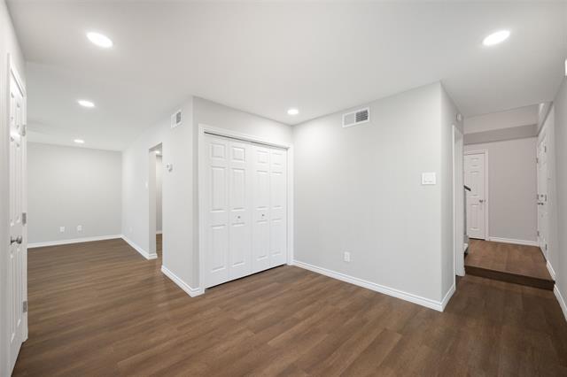 Building Photo - 1725 Arvada Dr
