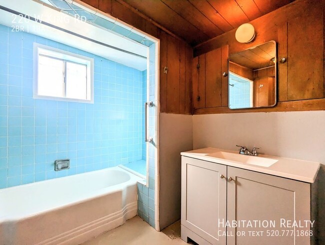 Building Photo - Cozy Vintage 2Bd/1Ba Home, with a Spacious...