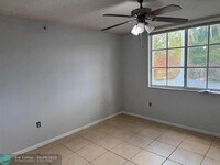 Building Photo - 4808 N State Rd 7