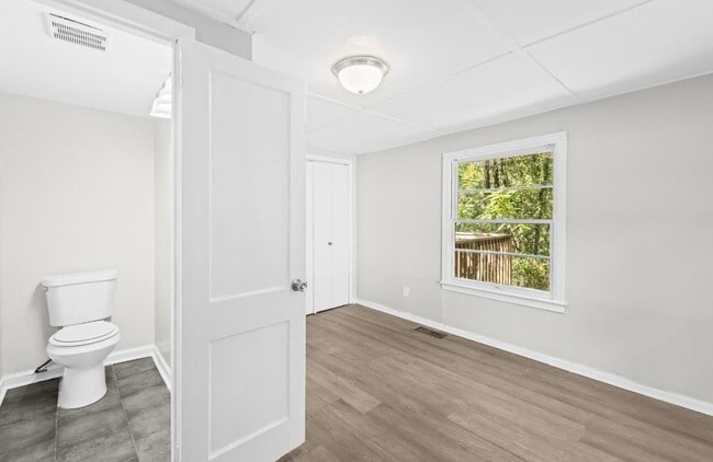 Building Photo - 4104 41st Ave N
