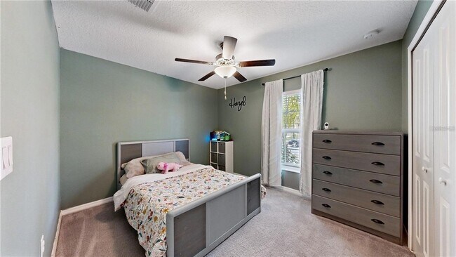Building Photo - 15407 Miller Creek Dr