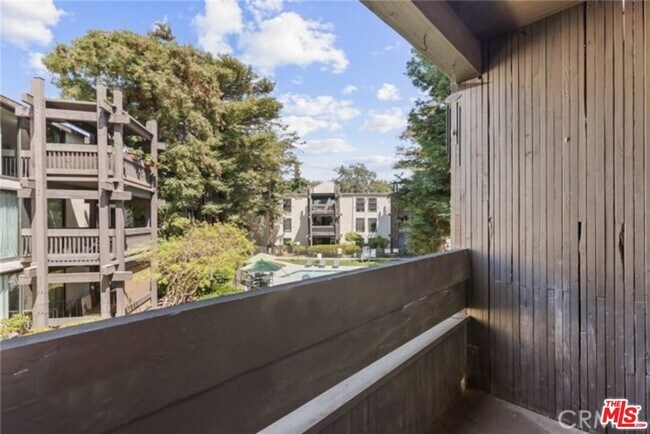 Building Photo - 7740 Redlands St
