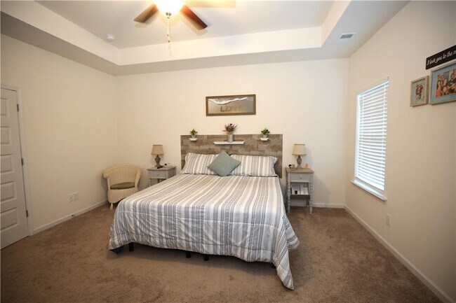 Building Photo - 126 Couper Way