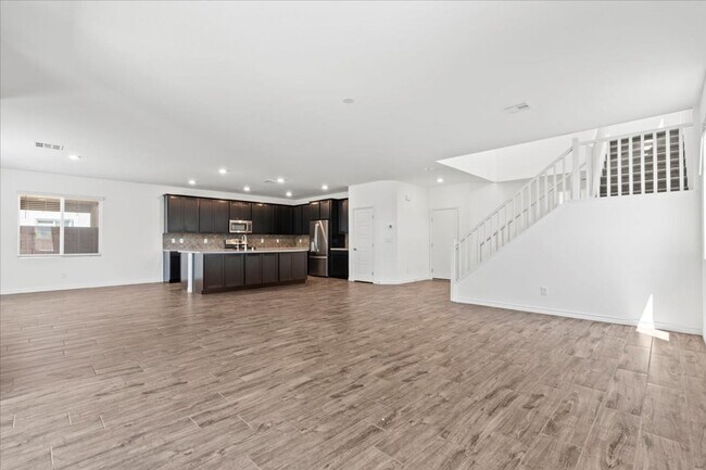 Building Photo - Spacious 5-bedroom home in gated community