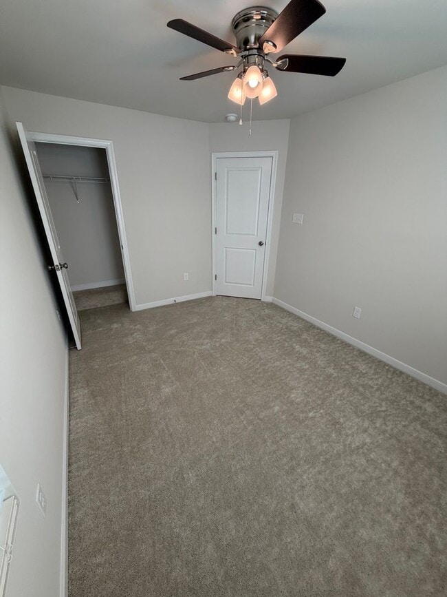 Building Photo - Modern Two-Story Townhome with Open Floor Plan and Garage