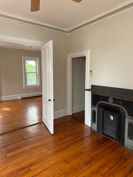 Building Photo - 468 Wickenden St