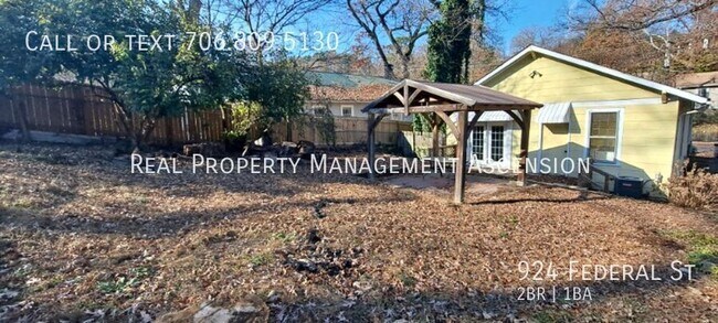 Building Photo - 924 Federal St