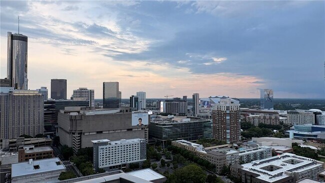 Building Photo - 400 W Peachtree St NW