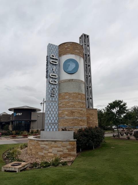 Building Photo - 707 East St