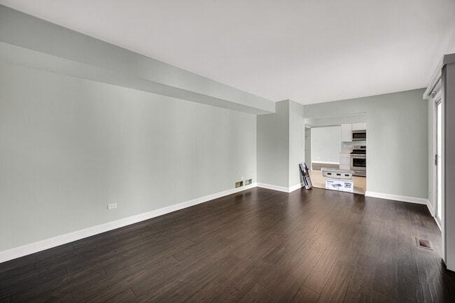 Building Photo - 242 Stafford Dr