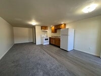 Building Photo - "Charming 1-Bedroom Retreat in Forsyth – Your Cozy Oasis Awaits!"