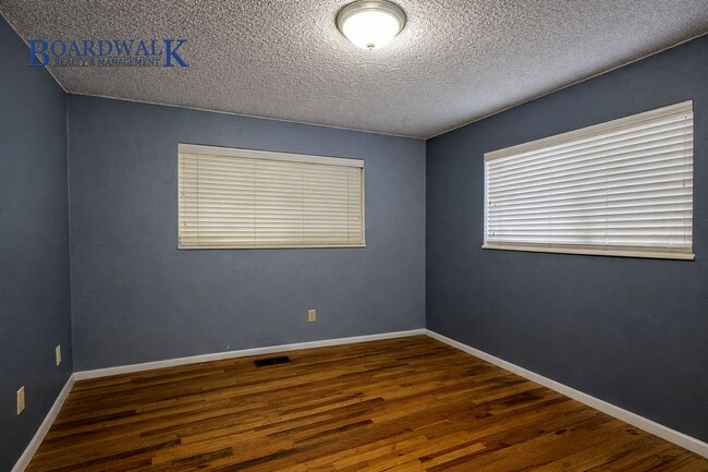 Building Photo - East Millcreek Gem on Rare Corner Lot