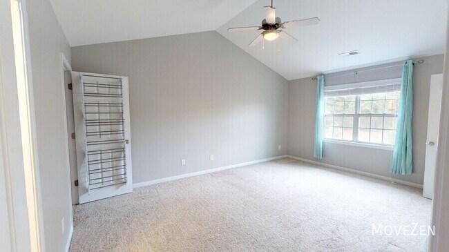Building Photo - 2916 Hayward Ct