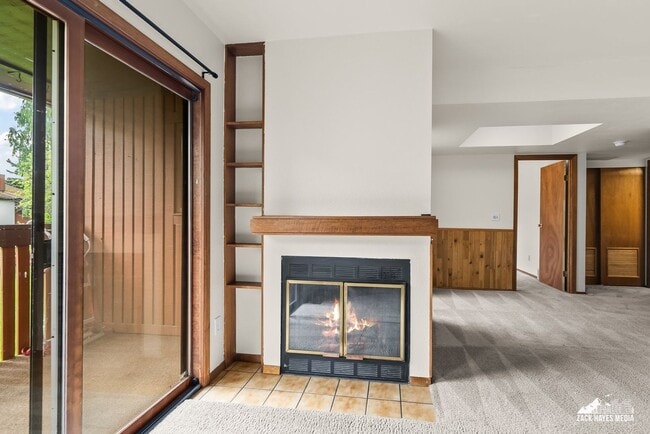 Building Photo - 7242 Foxridge Cir