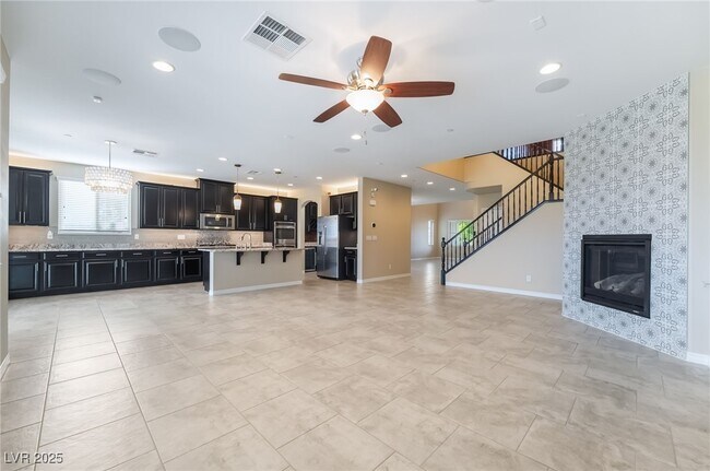 Building Photo - 1088 Via Alloro