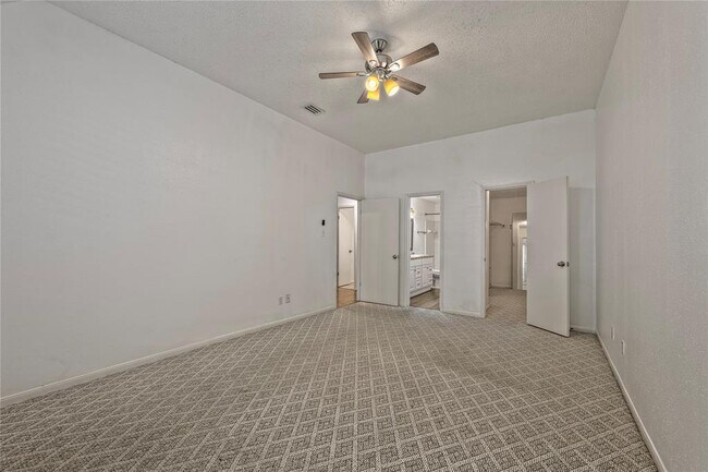 Building Photo - 6493 Alisa Ln