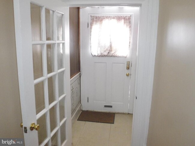 Building Photo - 540 George St