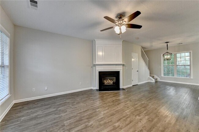 Building Photo - 3415 Oxwell Dr NW