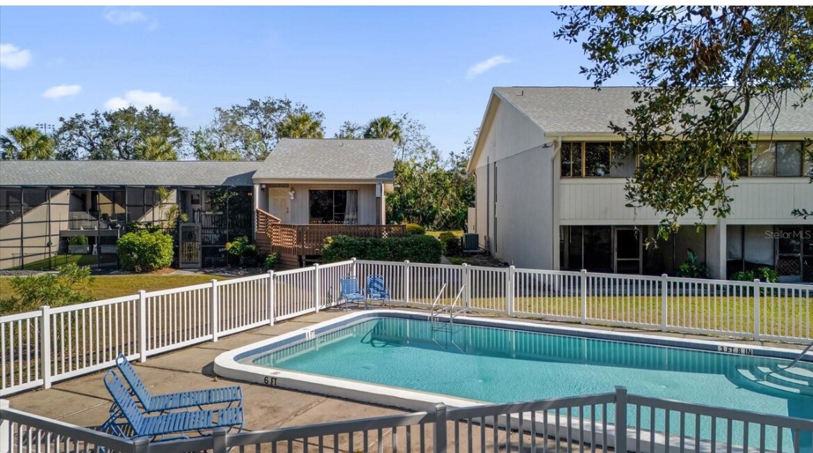Building Photo - 321 Bobby Jones Rd