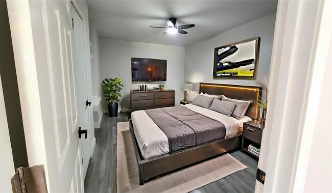 Building Photo - 403 Vance St