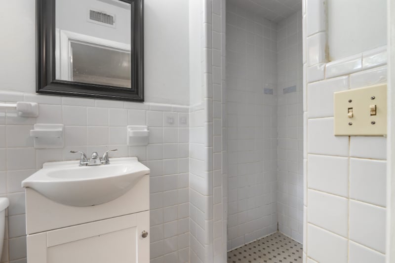 Building Photo - 2209 Morehead Ave