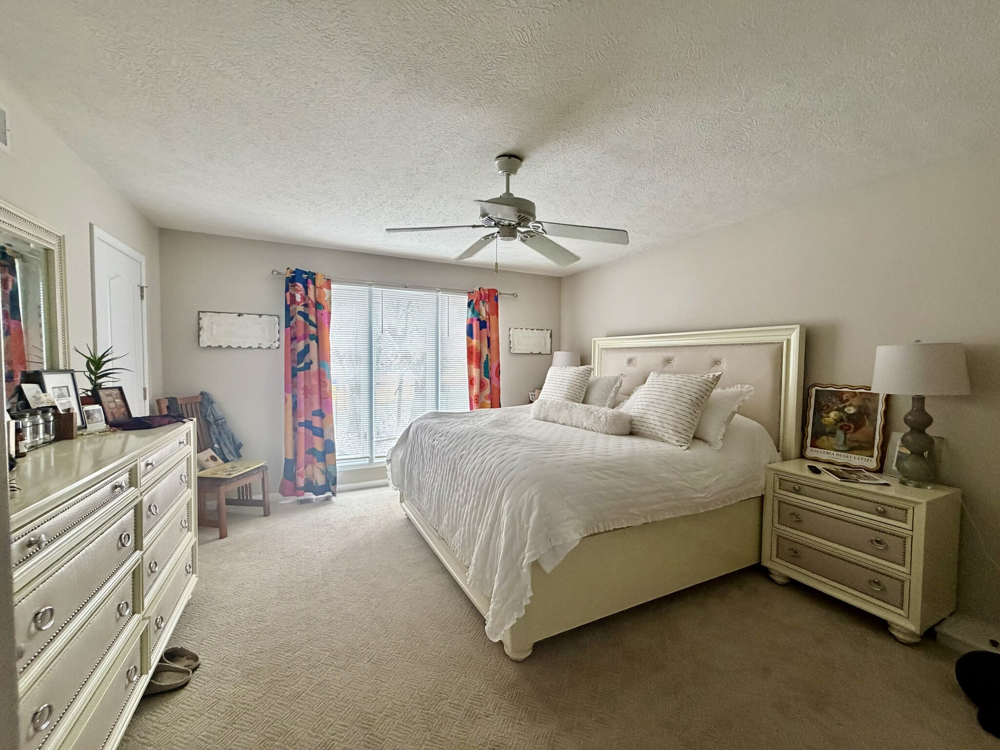 Building Photo - 6170 E Lake Dr